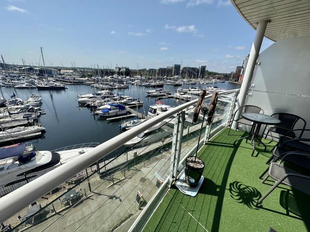 Images for Neptune Square, Ipswich, Suffolk, IP4