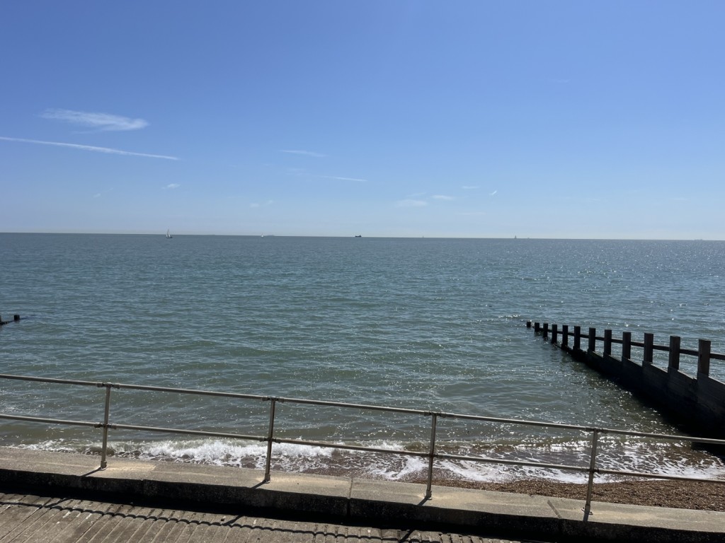 Images for Beach Hut 413, Golf Road, Felixstowe