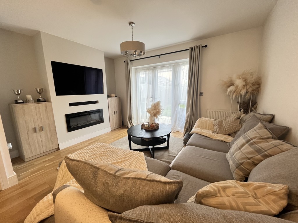 Images for Rues Farm Road, Felixstowe