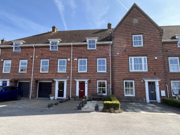 image of 4 Red Hall Court, Suffolk