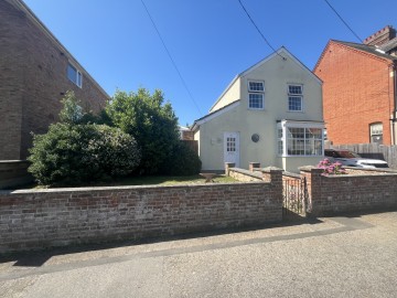 image of 60 Brook Lane, Suffolk