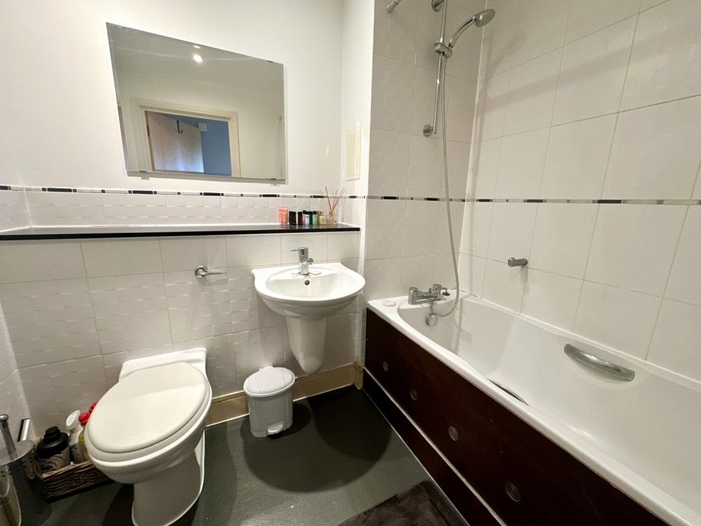 Images for Capstan House, 51 Patteson Road, Ipswich Waterfront