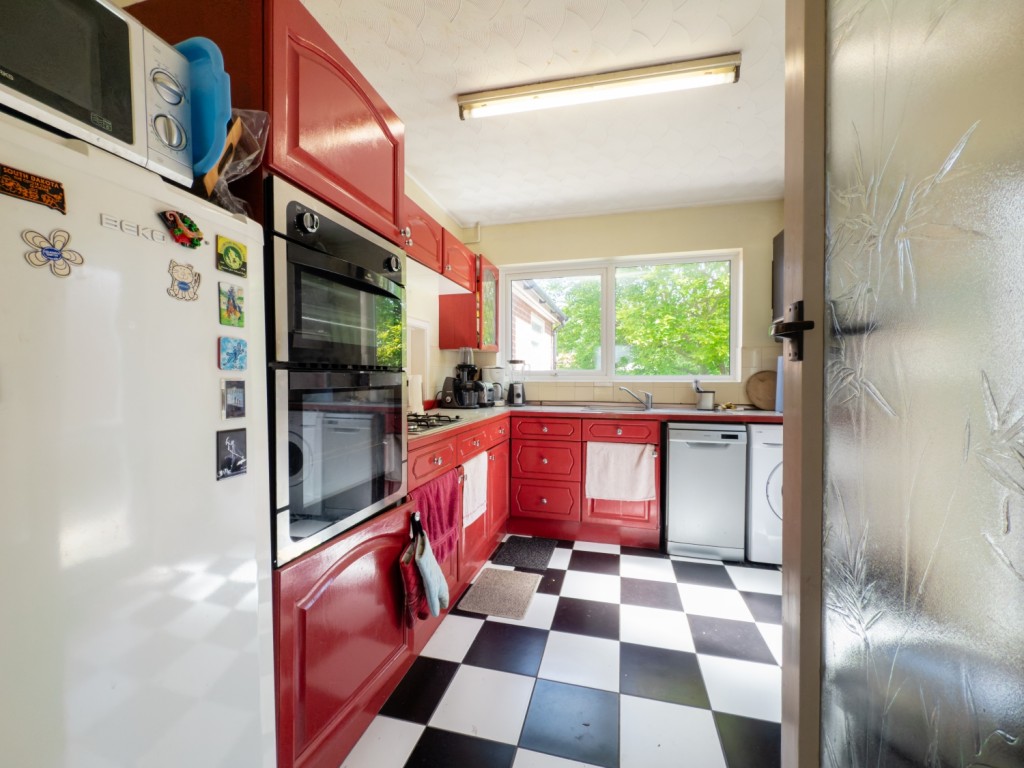 Images for High Road West, Felixstowe