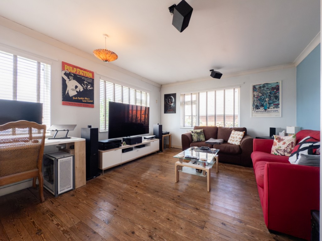 Images for High Road West, Felixstowe