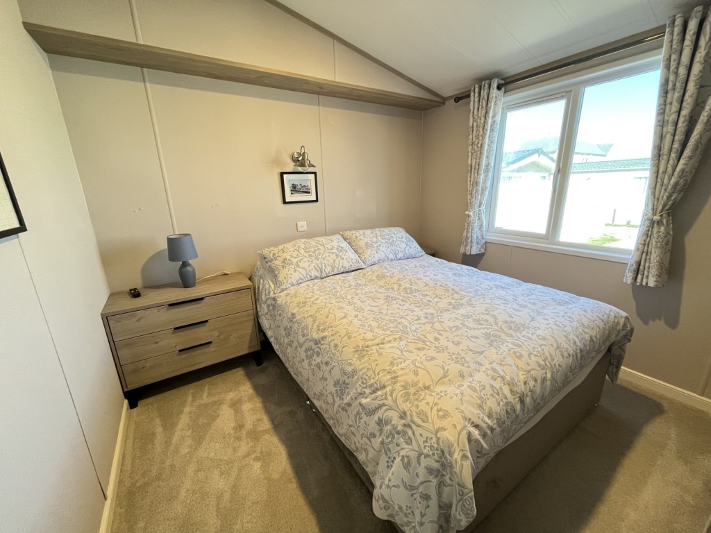 Images for Suffolk Sands, Felixstowe