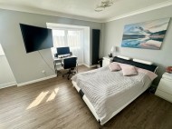 Images for Iris Close