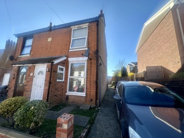 image of 19 Waveney Road, Suffolk