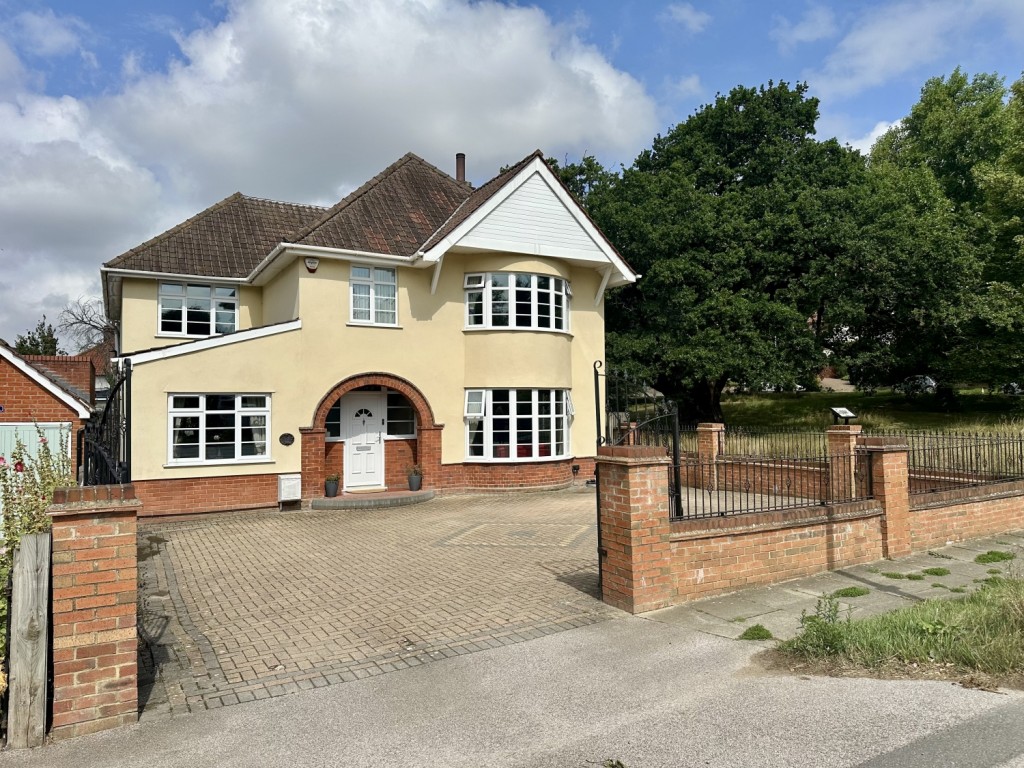 Images for Valley Road, IP1