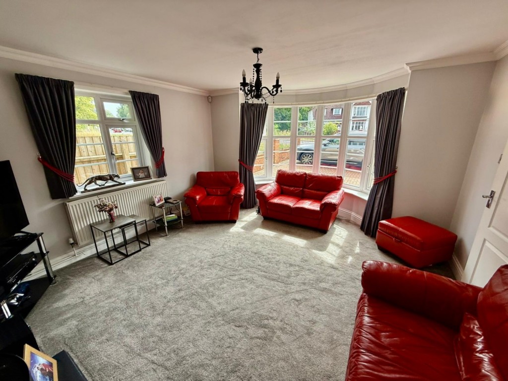 Images for Valley Road, IP1