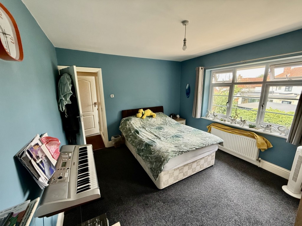 Images for Valley Road, IP1