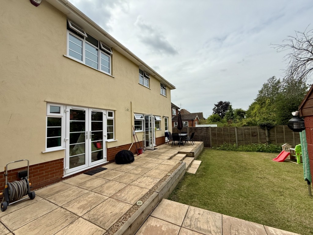 Images for Valley Road, IP1