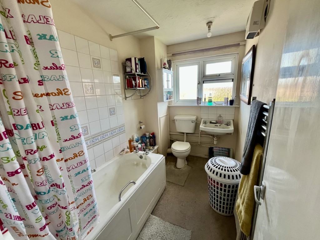 Images for Newbury House, Britannia Road, IP4
