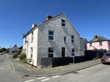 image of 2 Kingsbury Road, Trimley St. Mary