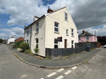 image of 2 Kingsbury Road, Trimley St. Mary