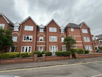 image of 10 Homeorr House Felix Road, Suffolk