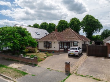 image of 24 Colneis Road, Suffolk