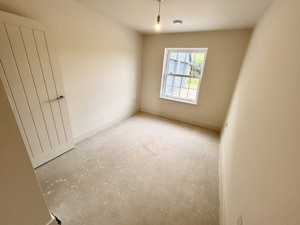 Images for Caird Field, Henley, Ipswich, IP6