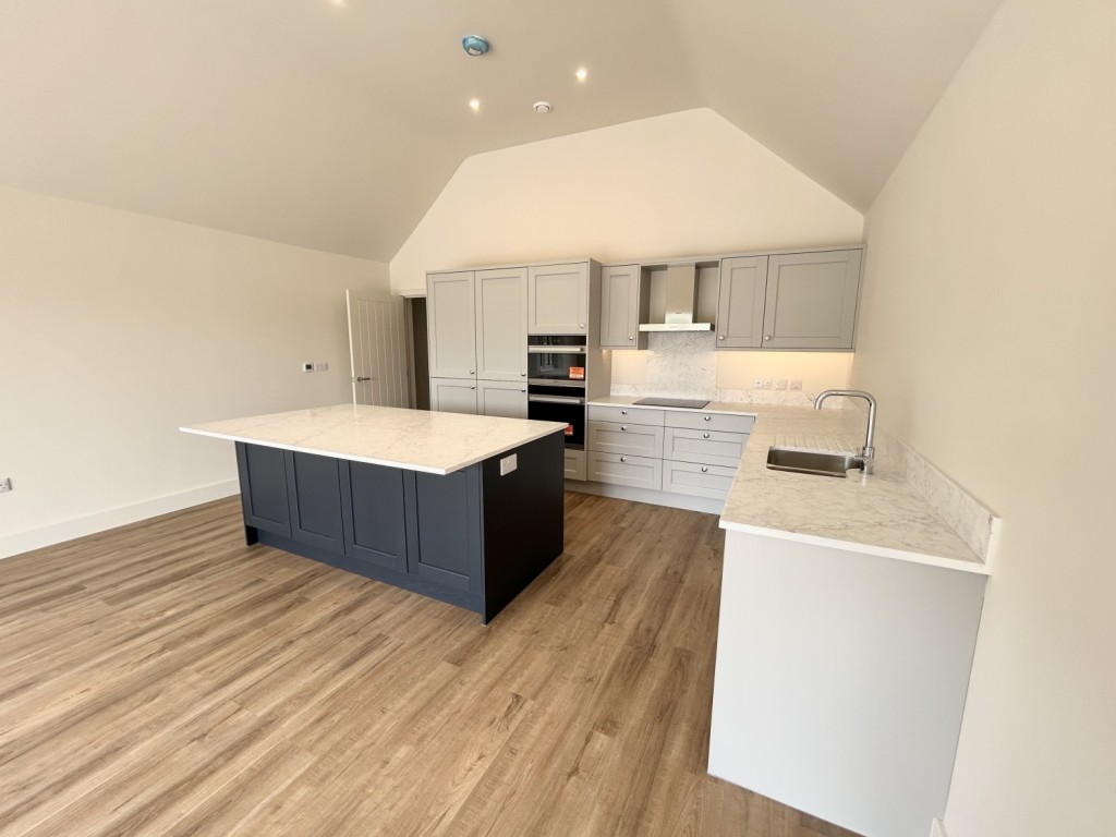 Images for Caird Field, Henley, Ipswich, IP6