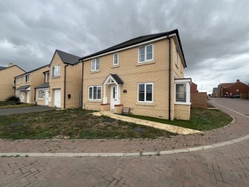 image of 42 Poppy Lane, Suffolk