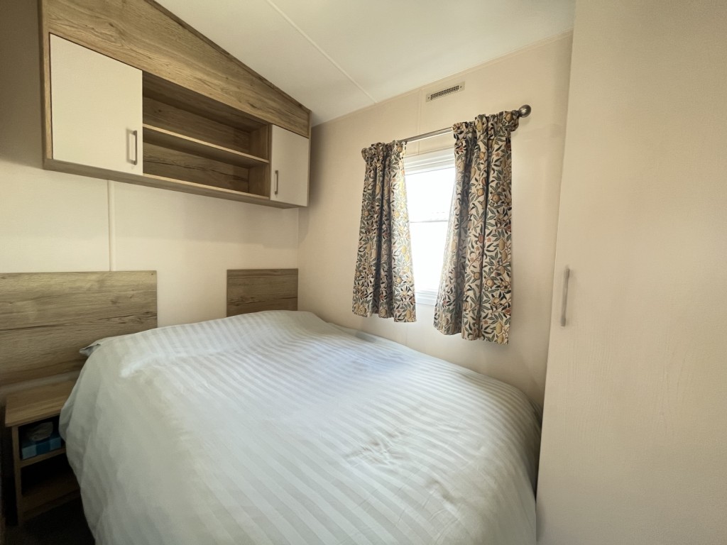 Images for Suffolk Sands, Felixstowe