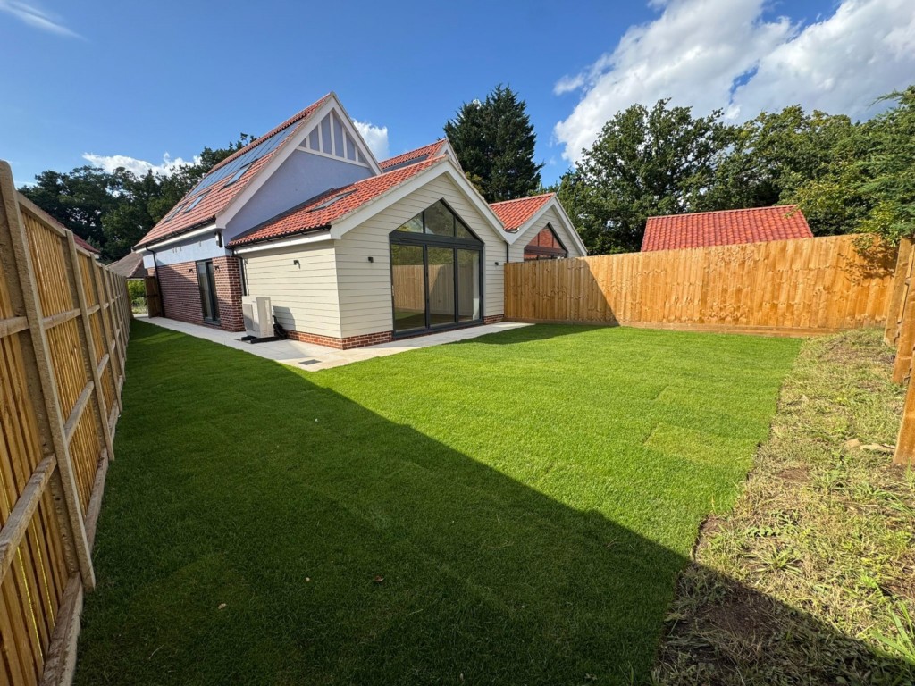 Images for Pinetrees, Purdis Farm Lane, IP3