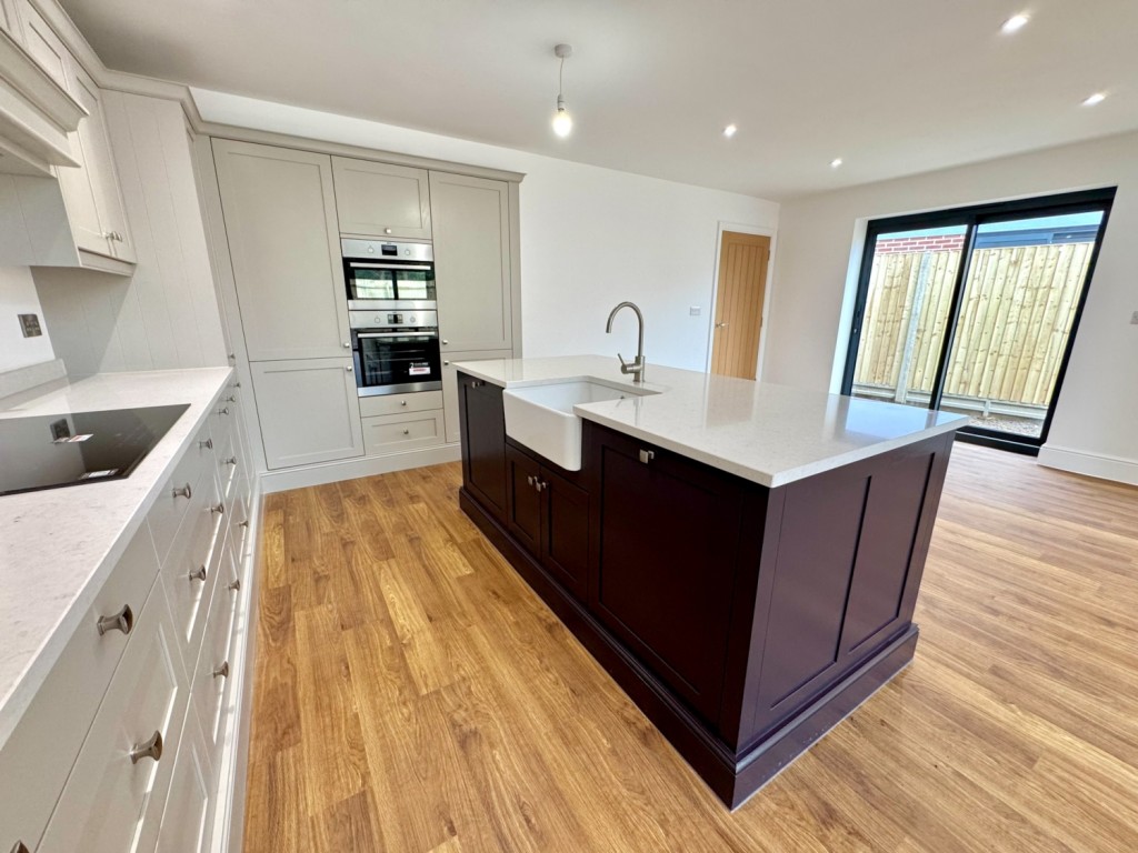 Images for Pinetrees, Purdis Farm Lane, IP3