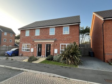 image of 71 Stables Road, Suffolk