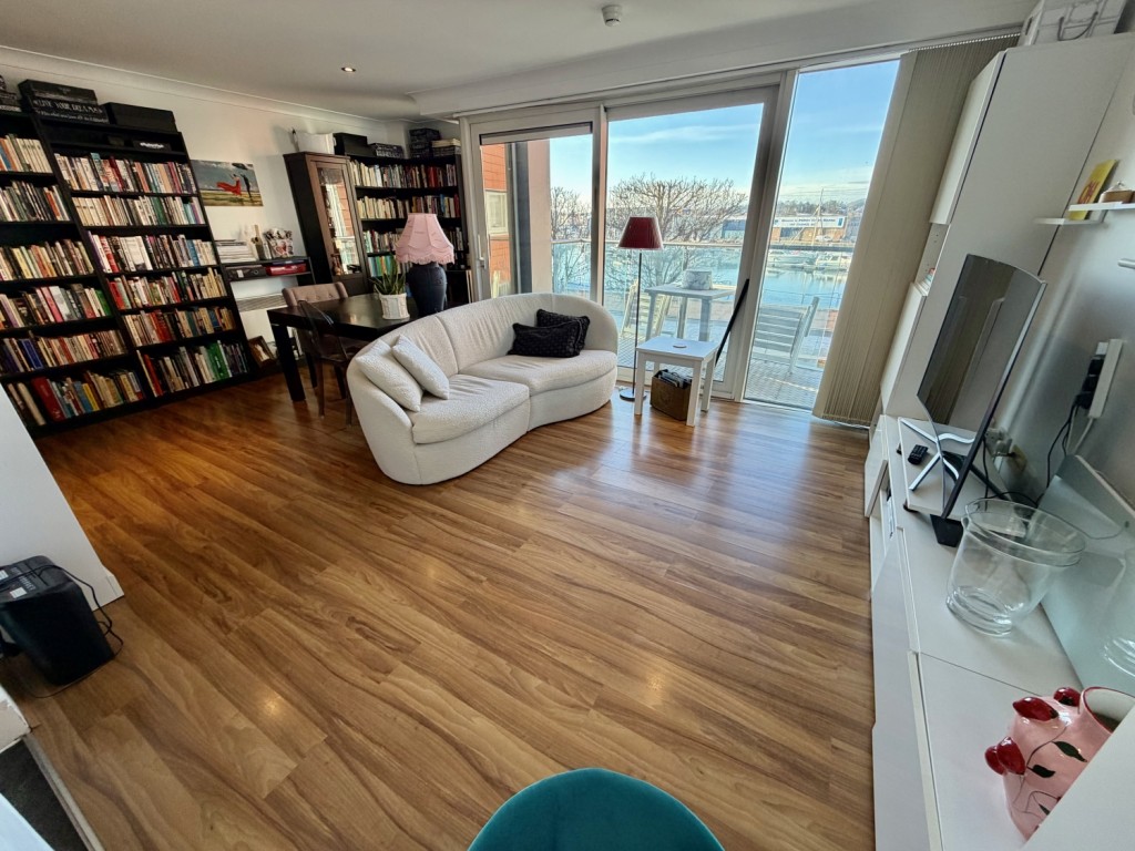 Images for 5 Anchor Street, Ipswich Waterfront