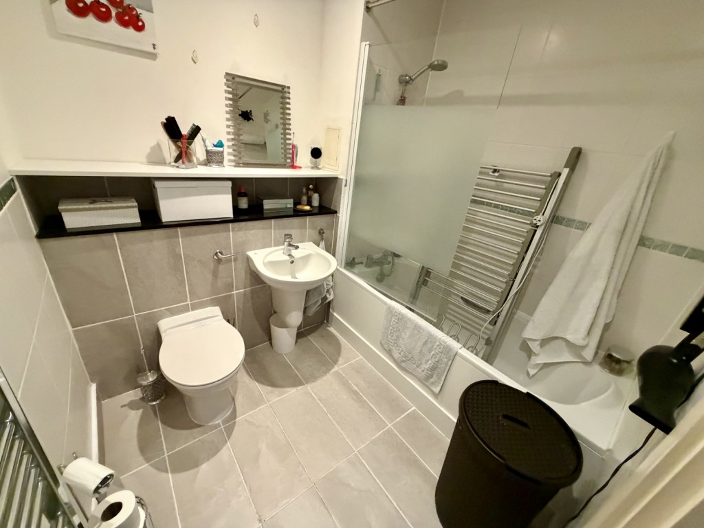 Images for 5 Anchor Street, Ipswich Waterfront