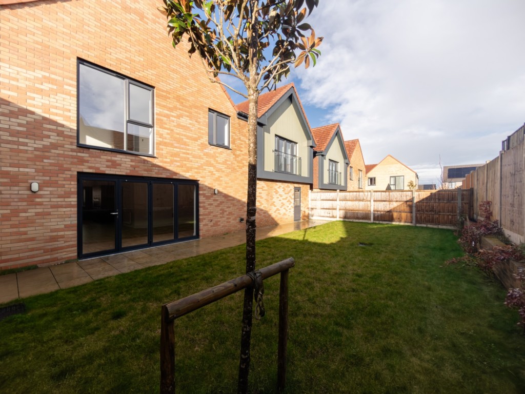 Images for The Tennyson, Laureate Fields, Felixstowe