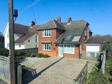 image of 11 Links Avenue, Suffolk