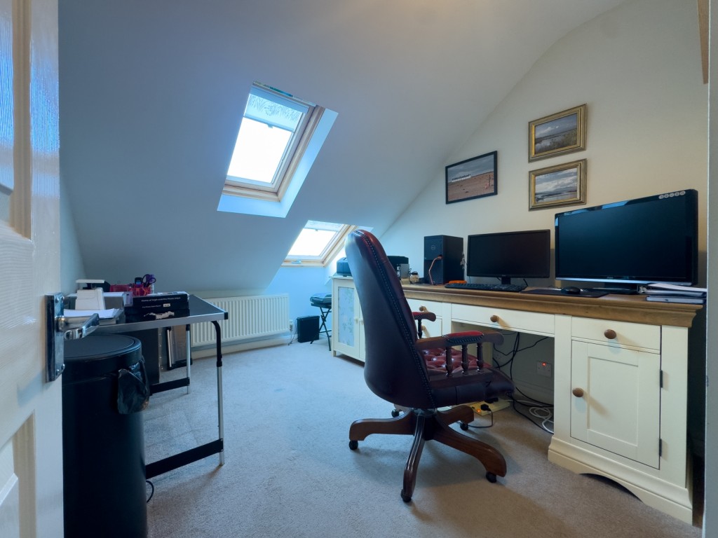 Images for Links Avenue, Felixstowe