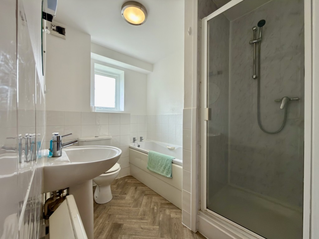 Images for 20 Alan Road, Ipswich, IP3