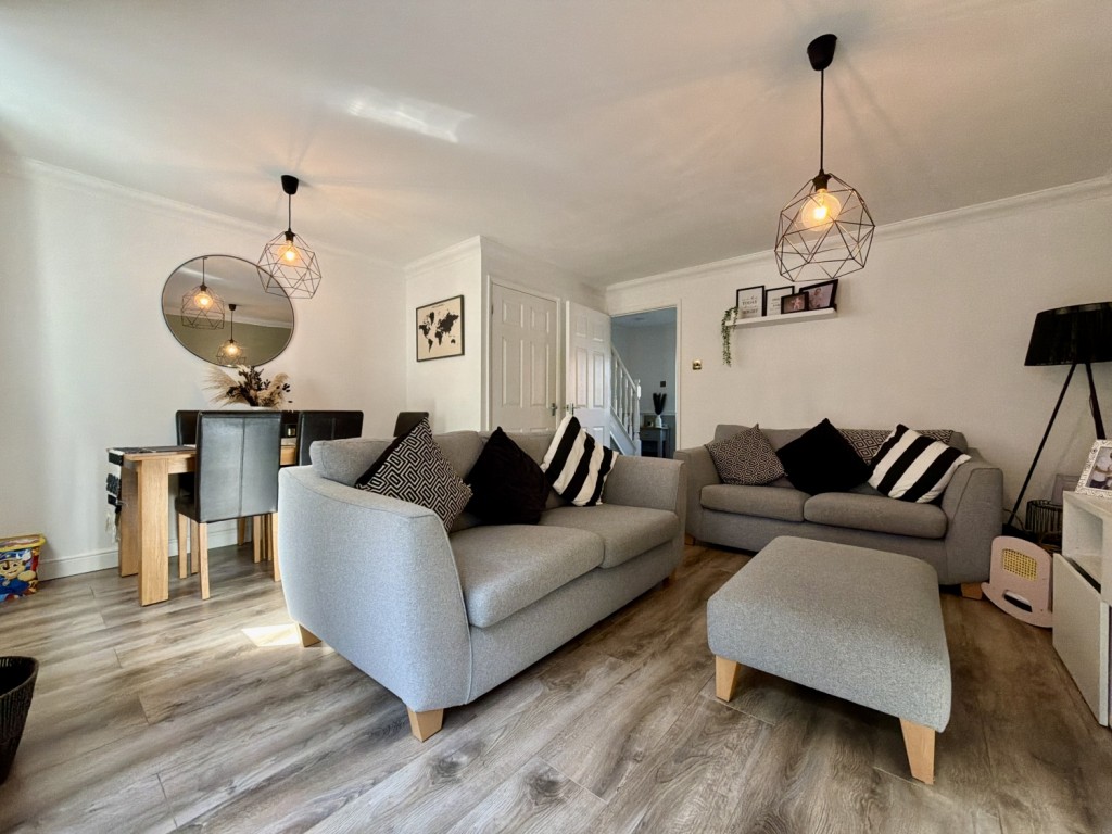 Images for Lakeside Road, IP2