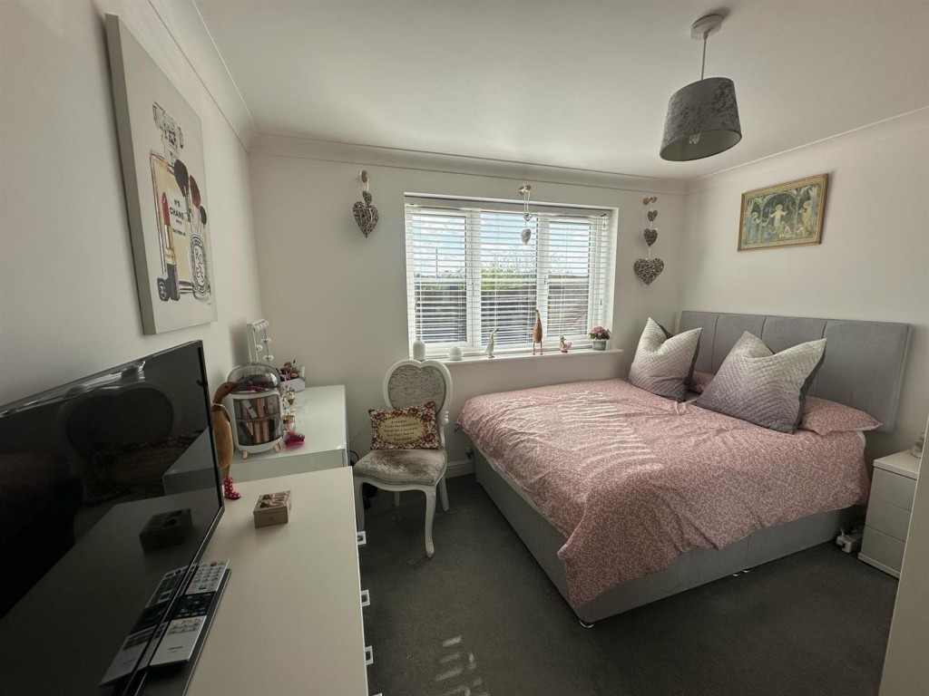 Images for Treeview, Stowmarket