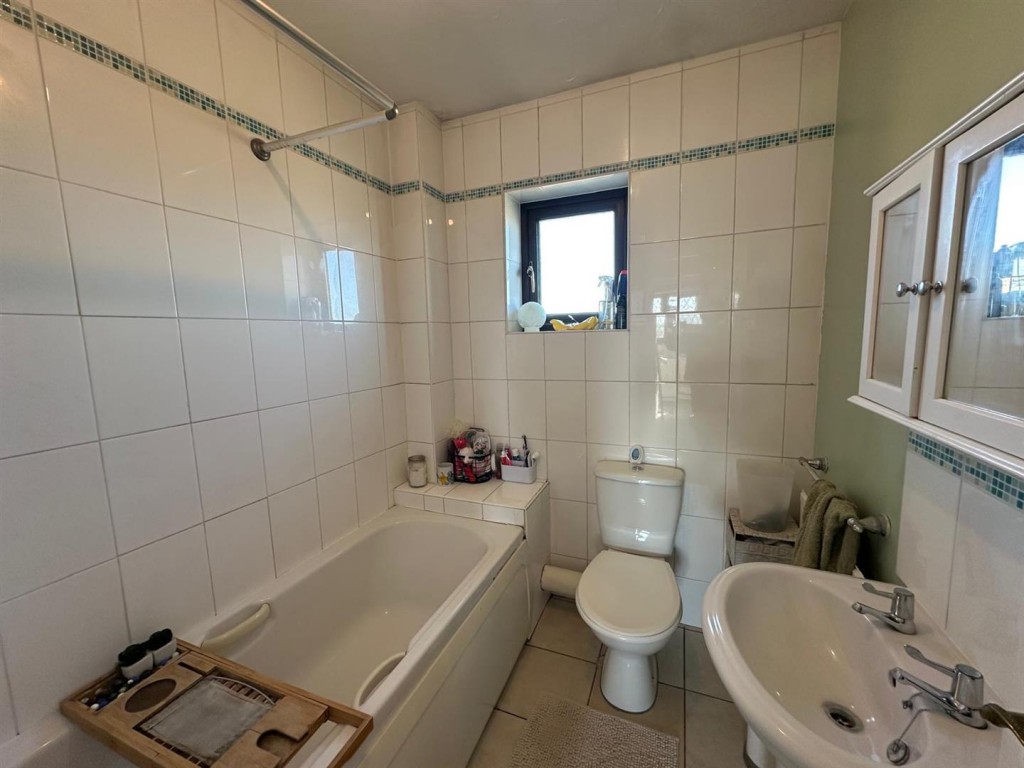 Images for Lavenham Way, Stowmarket