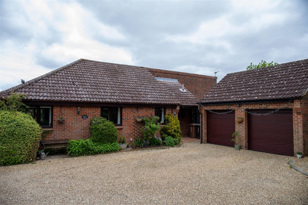 Images for Pippins, Straight Road, Battisford, Stowmarket
