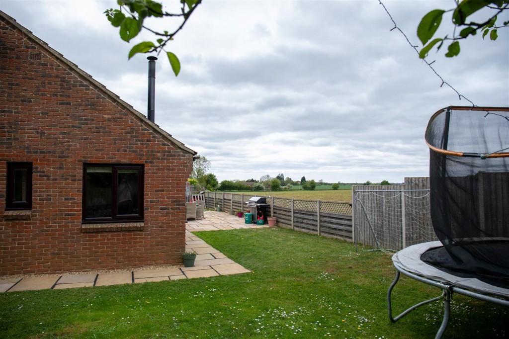 Images for Pippins, Straight Road, Battisford, Stowmarket
