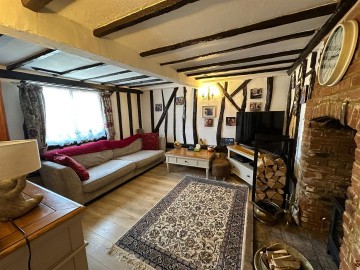 image of 1 Myrtle Cottages, Church Road