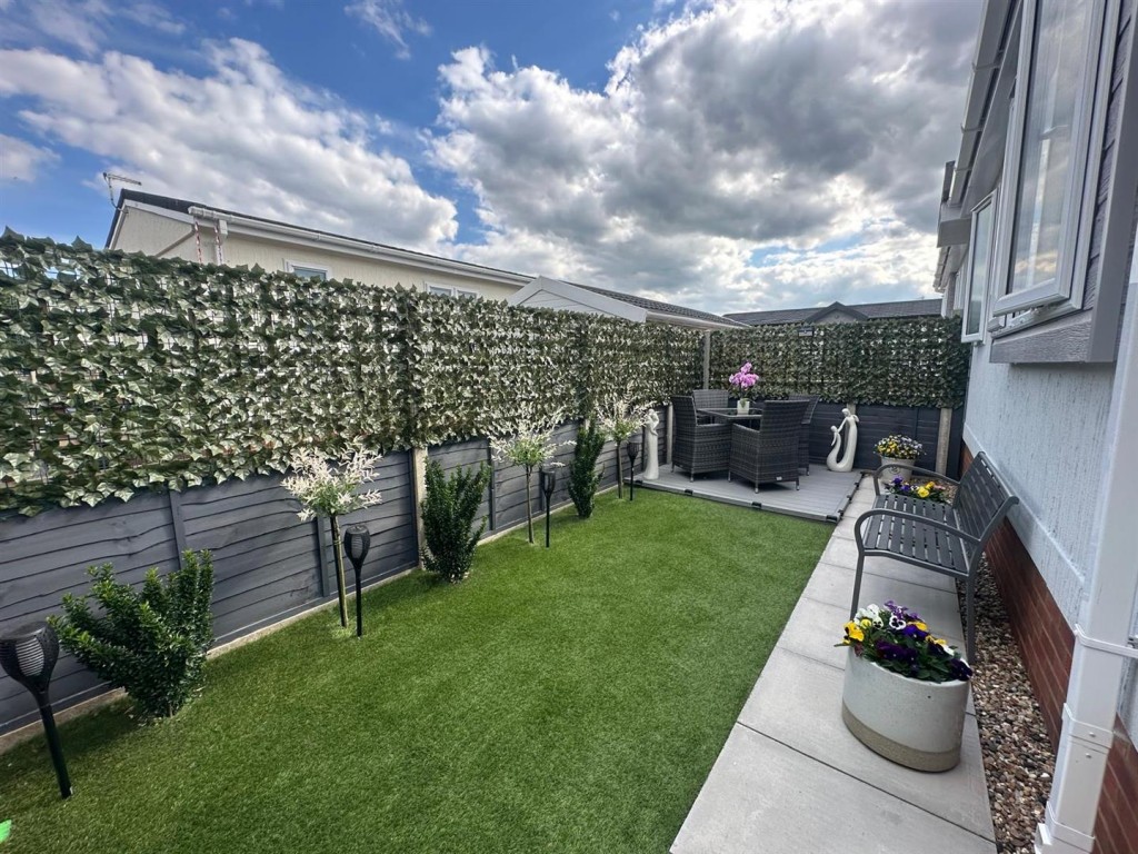 Images for Wixfield Park, Great Bricett, Ipswich