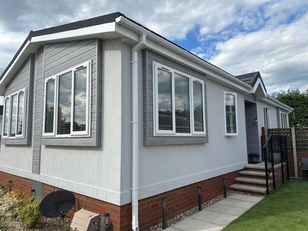 Images for Wixfield Park, Great Bricett, Ipswich