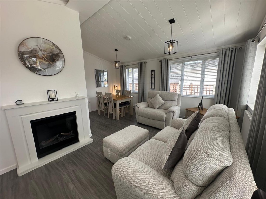 Images for Wixfield Park, Great Bricett, Ipswich