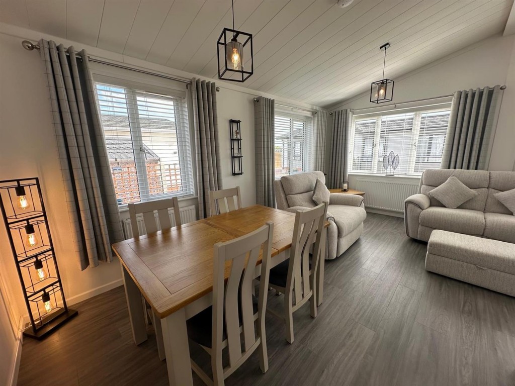 Images for Wixfield Park, Great Bricett, Ipswich