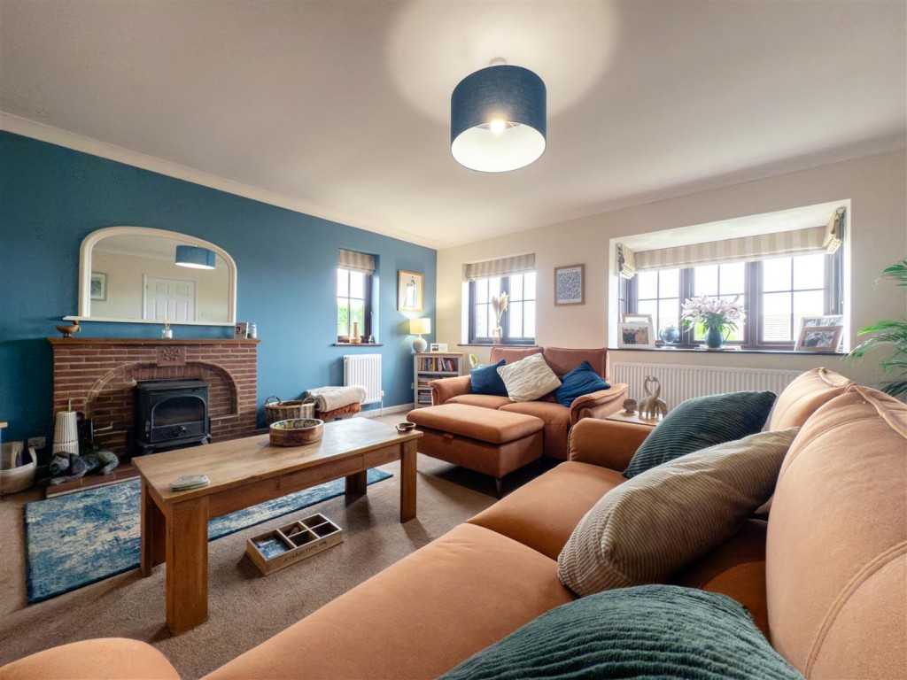 Images for Lower Farm Road, Ringshall, Stowmarket