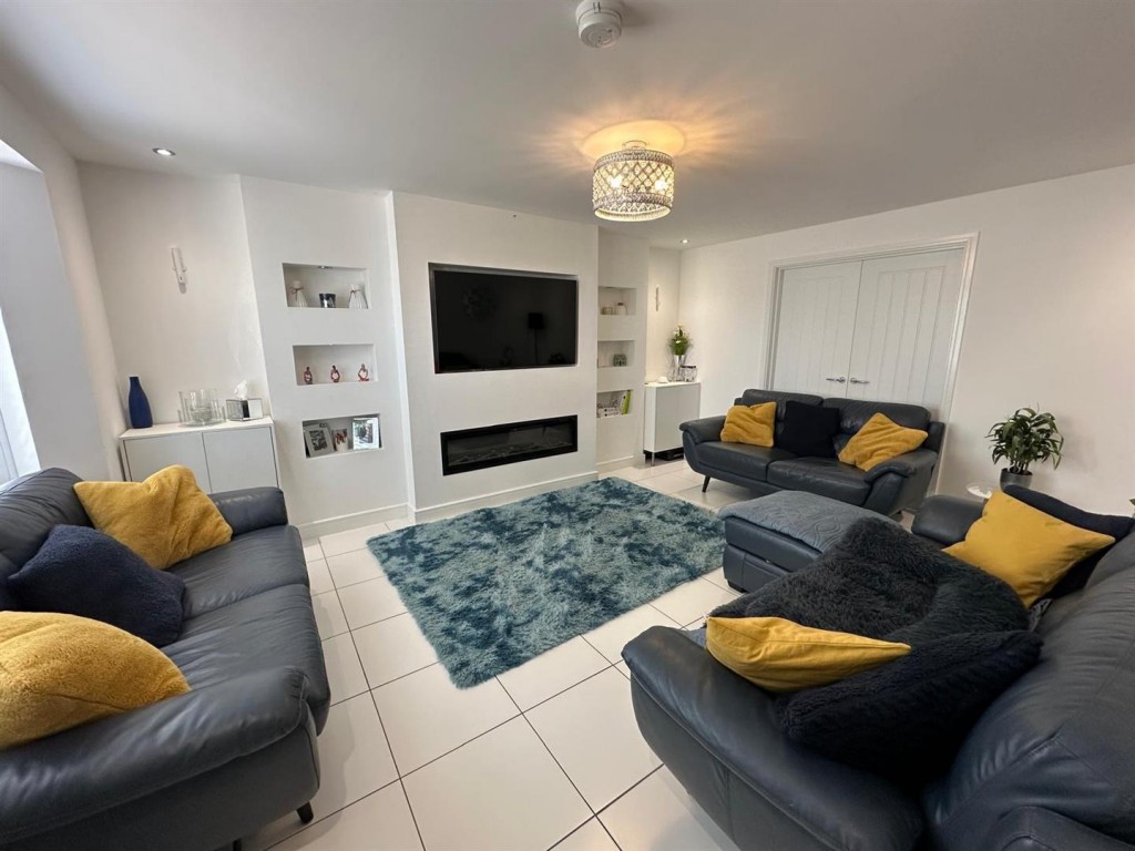 Images for Keyes Close, Stowmarket