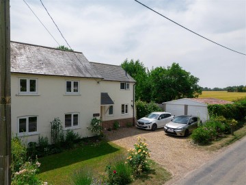 image of Ash Tree Cottage, Brettenham Road