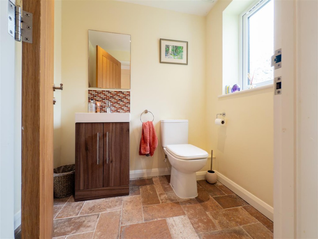 Images for Brettenham Road, Buxhall, Stowmarket