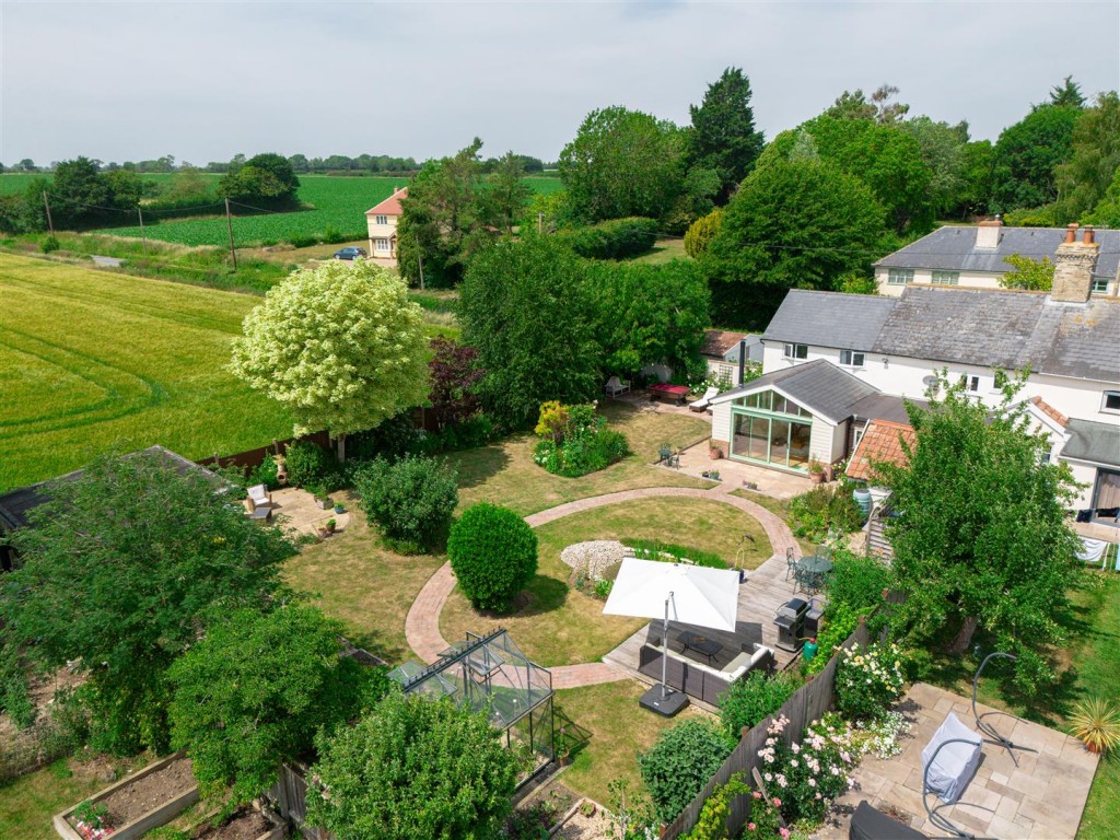 Images for Brettenham Road, Buxhall, Stowmarket