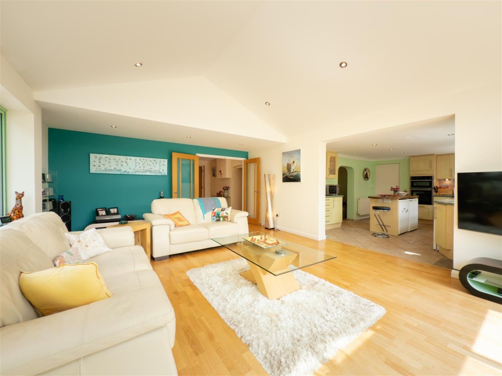 Images for Brettenham Road, Buxhall, Stowmarket