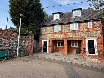 image of 8 Flint Cottages, Constitution Hill